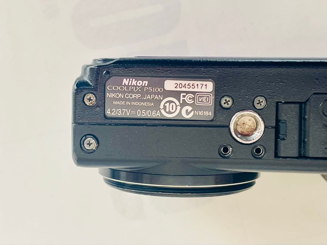 Nikon COOLPIX P5100 コンパクトデジタルカメラ　動作未確認