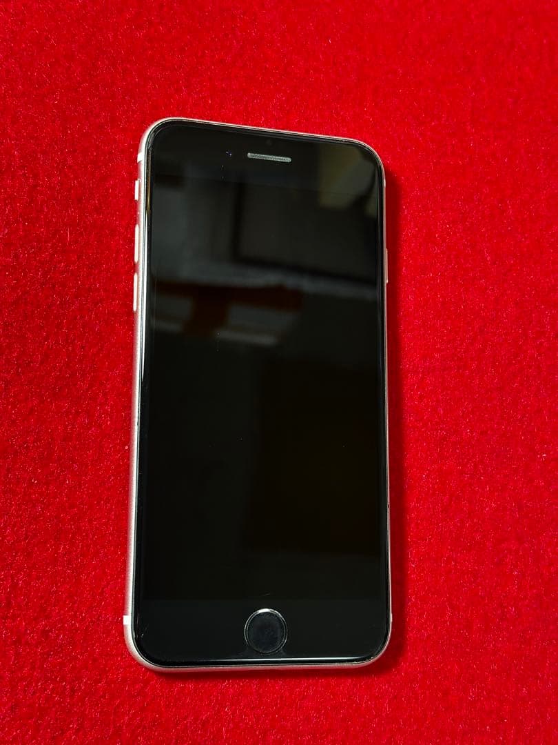 【4861】iPhone SE3第3世代スターライト 64GB simフリー