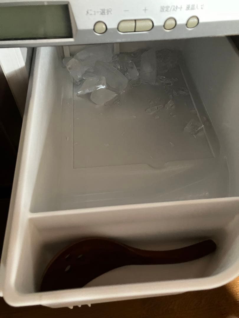 シャープ　冷蔵庫　冷凍冷蔵庫　SHARP