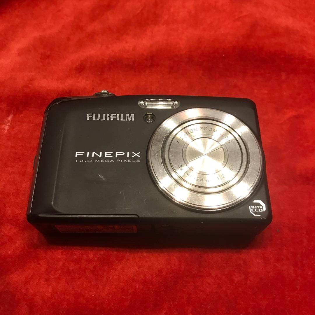 【美品】動作品　FUJIFILM FinePix F50fd ブラック
