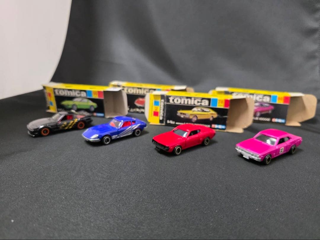 トミカ 喝徒飛競走車 貴重