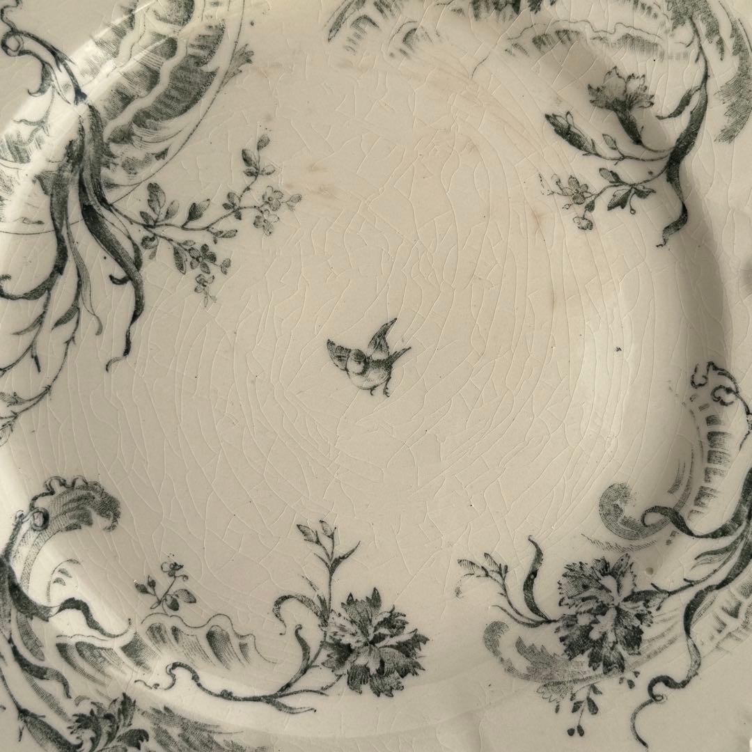 訳あり　フランスアンティーク　Gien ジアン レリーフ　デザートプレート