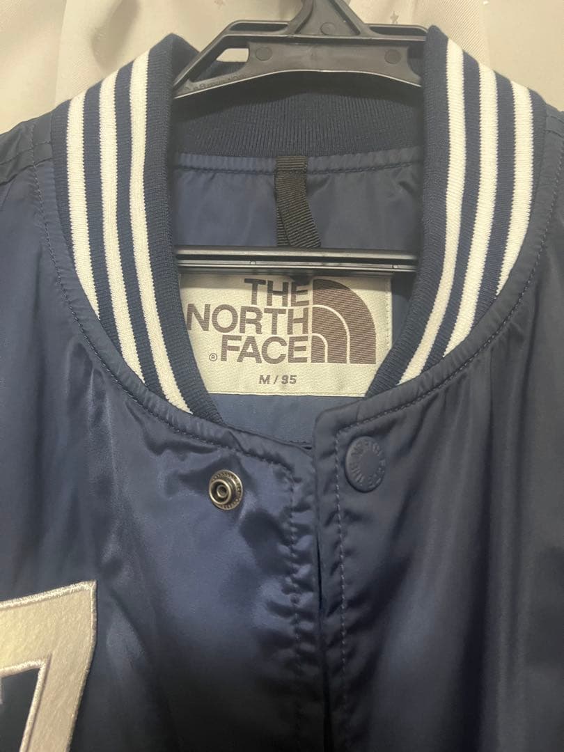 新品未使用　韓国正規品　ノースフェイス　スポーティー　ボンバー ジャケット　M