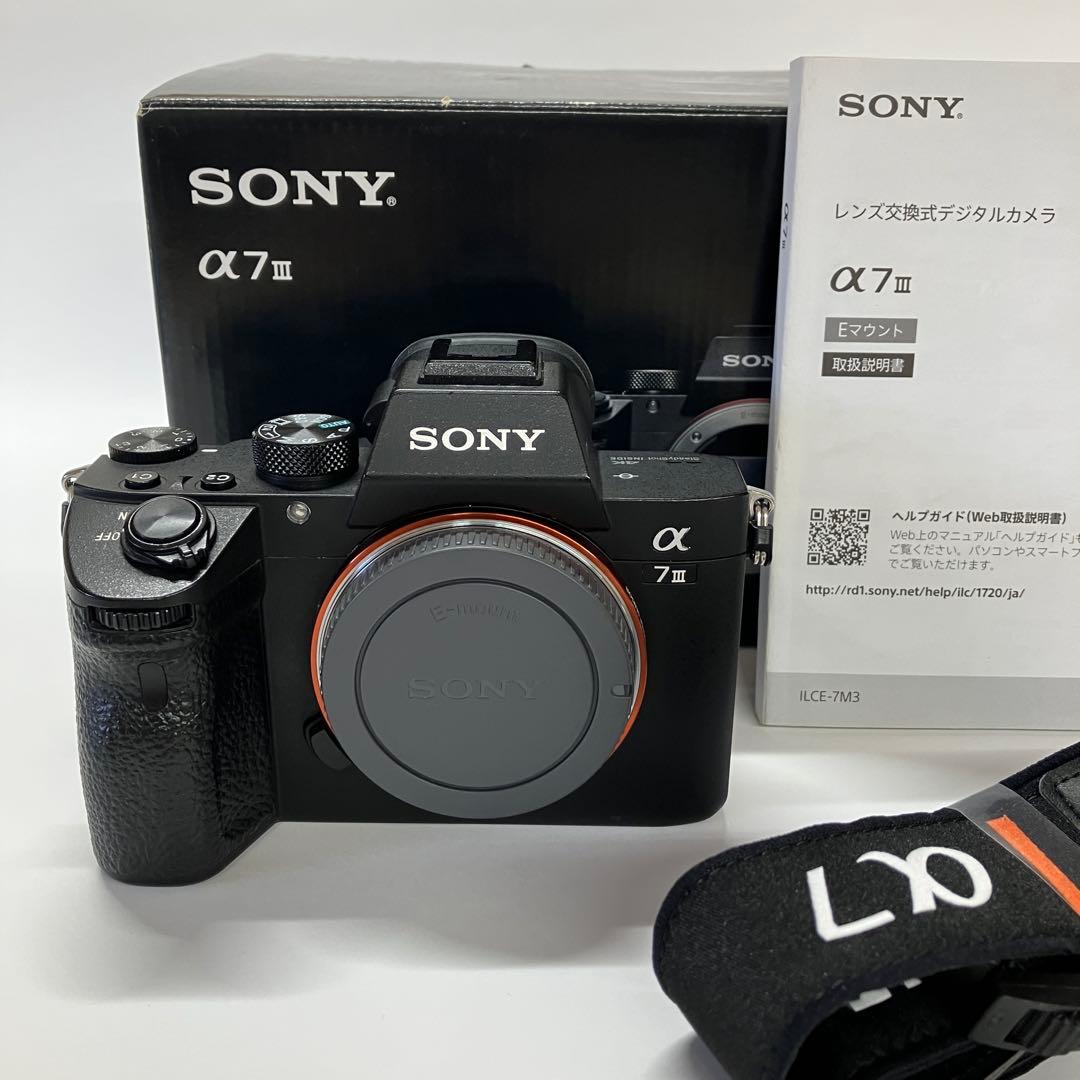 【美品】SONY α7III ミラーレスカメラ 本体