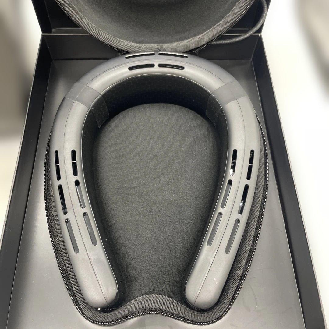 【TORRAS】COOLiFY Cyber ネッククーラー 冷却＆加熱機能付き