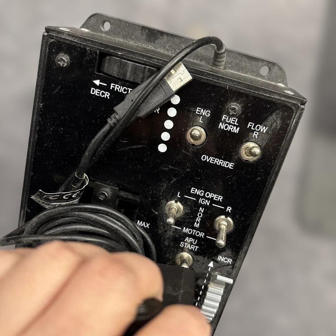 や*ろ様 366 THRUSTMASTER HOTAS WARTHOG セット