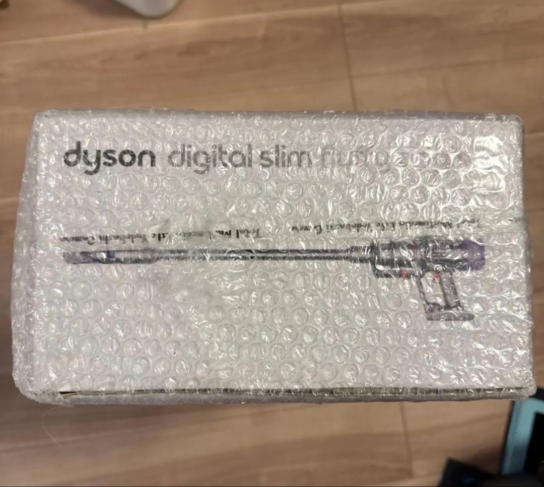 新品　Digital Slim Fluffy SV18 FF ダイソン 掃除機