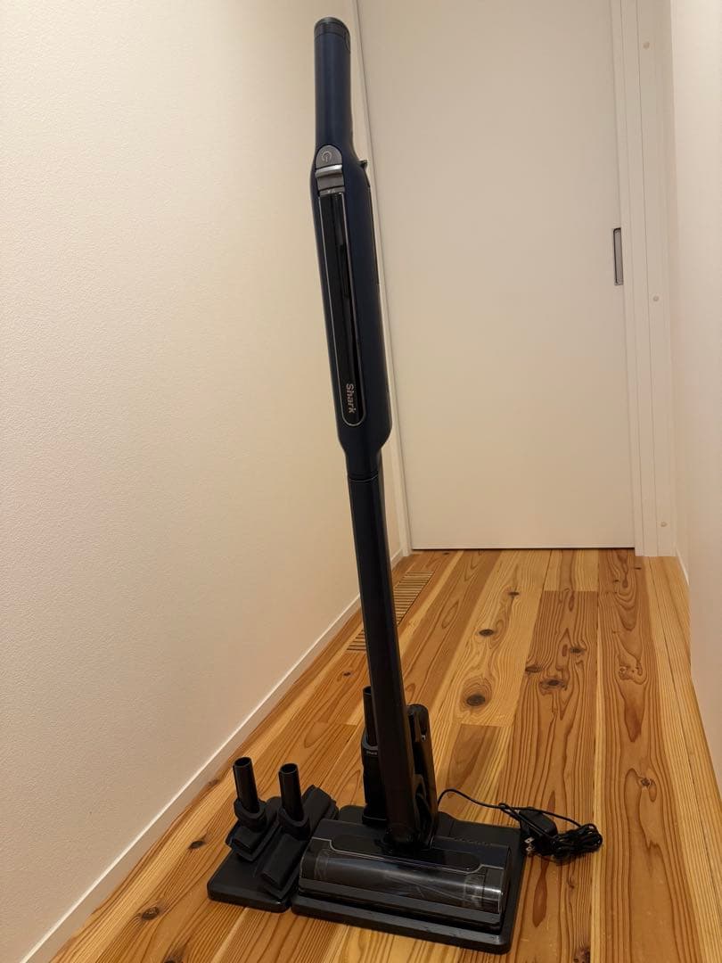 Shark CS401JRB コードレススティッククリーナー