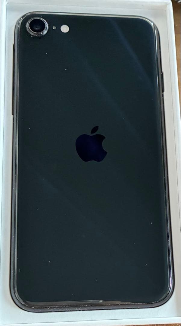 iPhone SE 第2世代 64GB