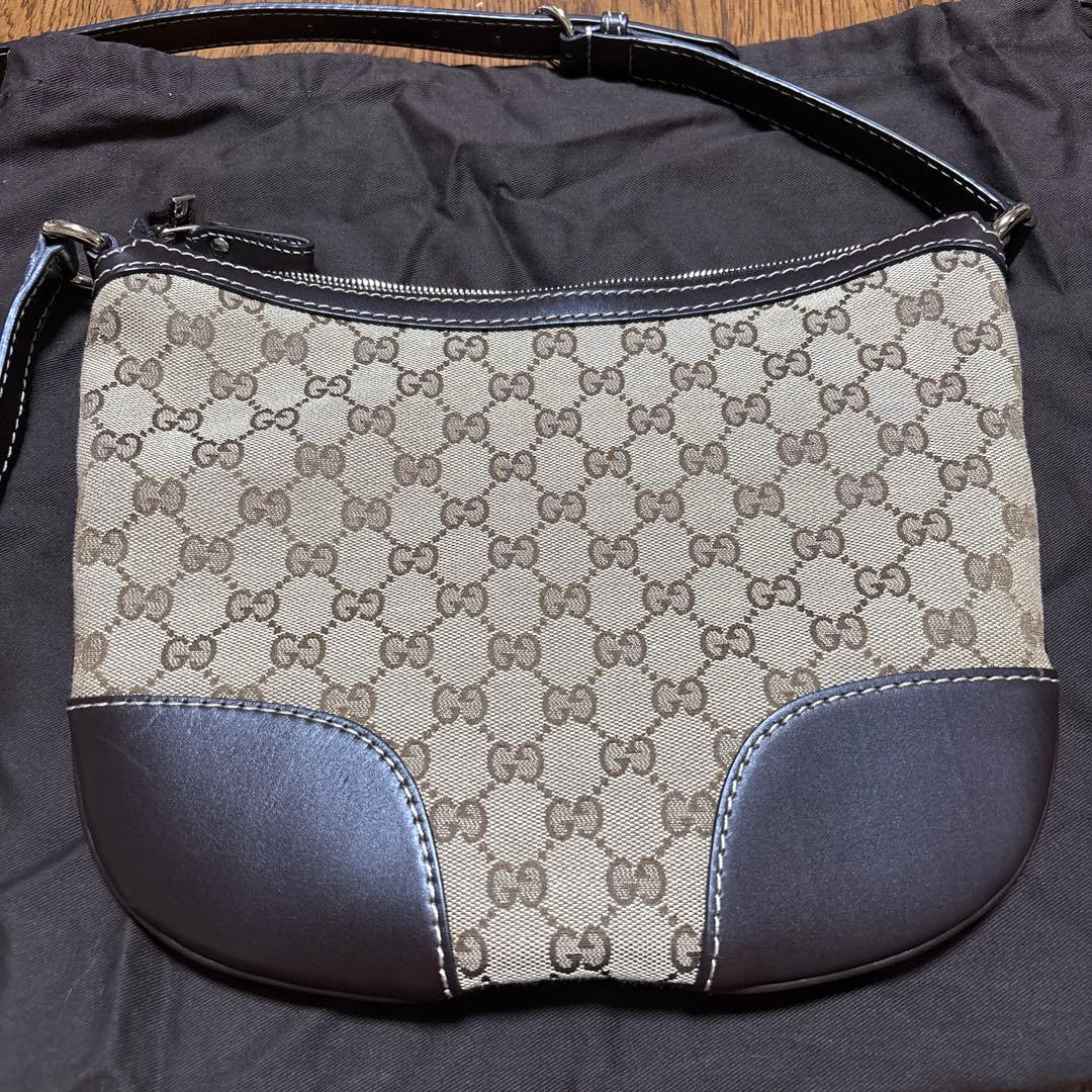 限定値下げ！GUCCI GGキャンバスラブリーハート ショルダーバッグ