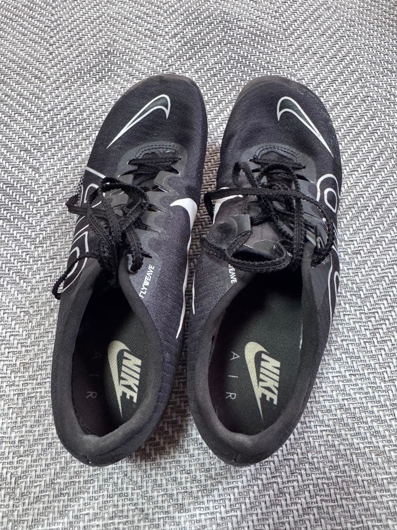 Nike マックスフライ モアテン　25.5