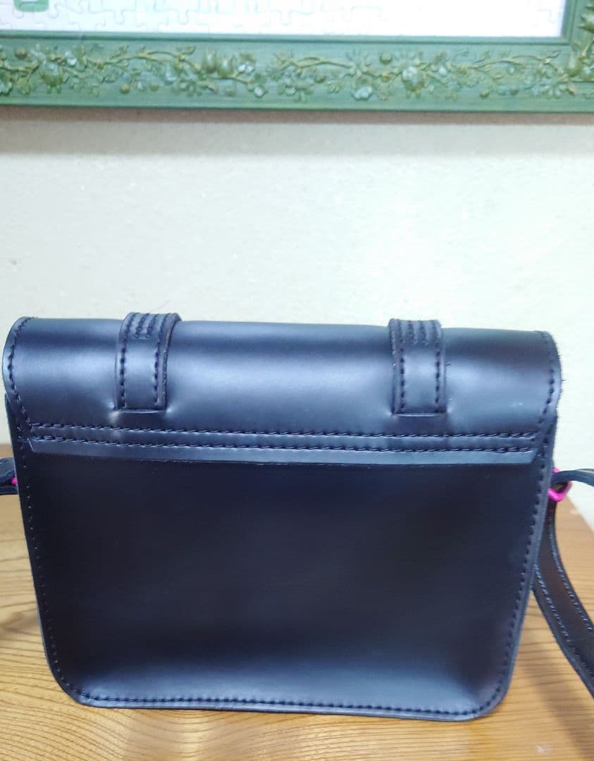 Dr. Martens　ドクターマーチン　7インチ　サッチェルバッグ