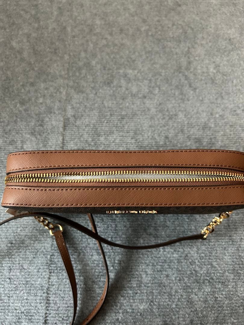 【新品未使用】 MICHEAL KORS MKロゴショルダー バック