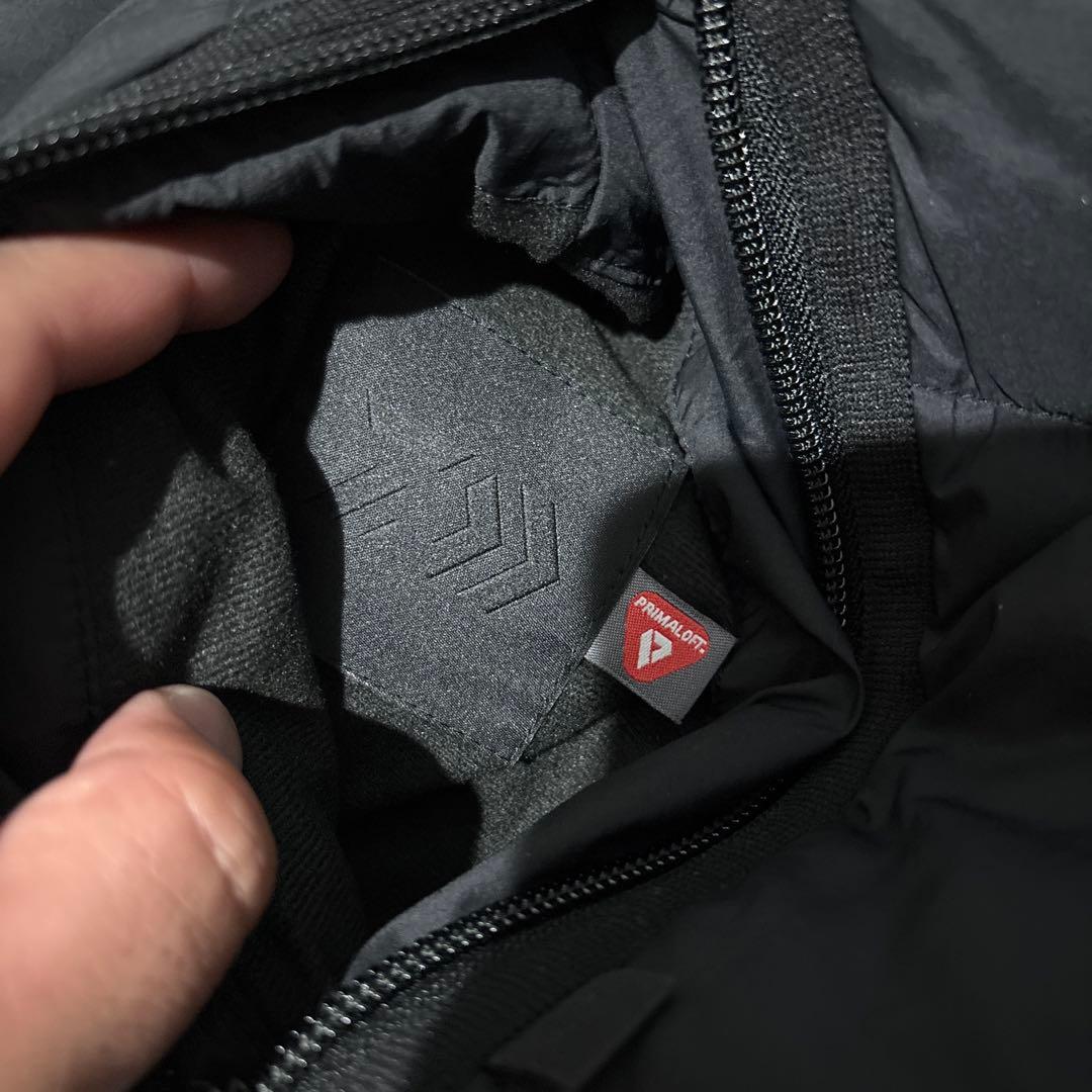 ジャケット・アウター DAIWA PIER39 TECH REVERSIBLE PUFF VEST M