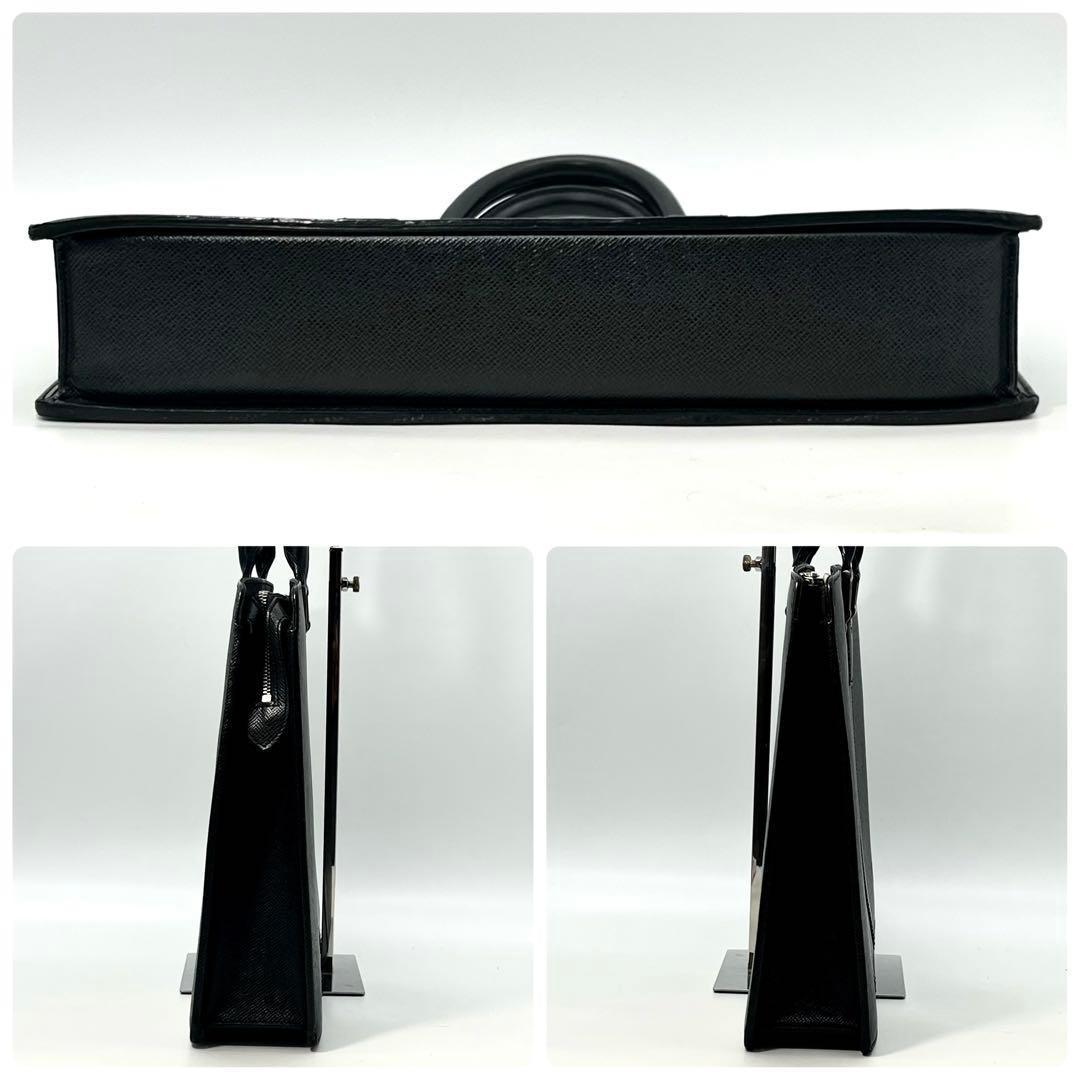 ルイヴィトン タイガ ポルトドキュマンロザン ビジネスバッグ 本物 正規品 人気