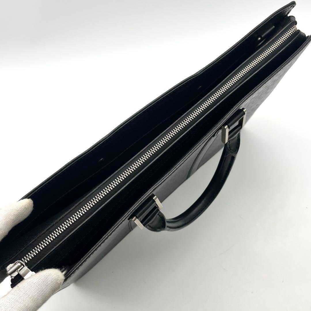 ルイヴィトン タイガ ポルトドキュマンロザン ビジネスバッグ 本物 正規品 人気