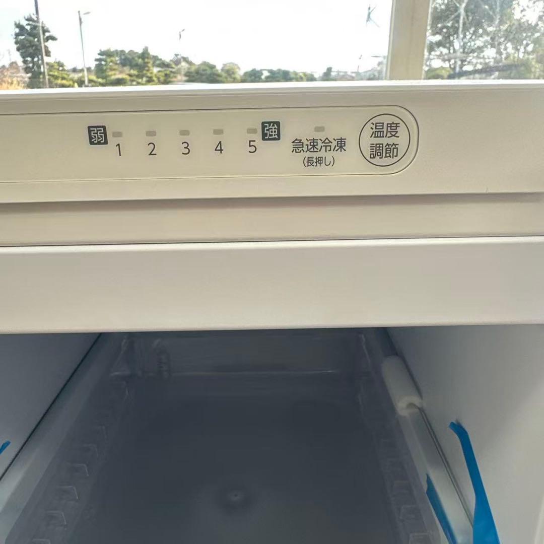 送料無料　未使用　アイリスオーヤマ　冷凍庫　120L 2025年