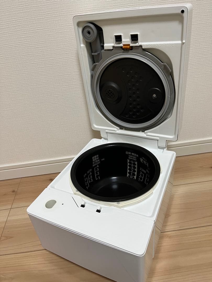 送料込　三菱電機　蒸気レス　炊飯器　備長炭 炭炊釜 NJ-XSC10J