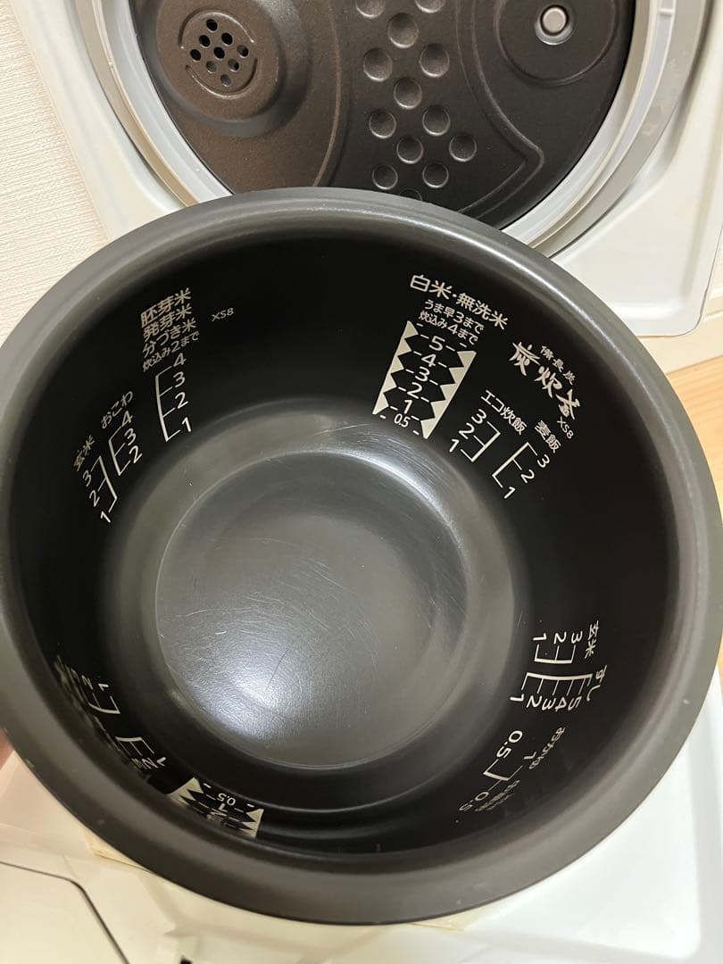 送料込　三菱電機　蒸気レス　炊飯器　備長炭 炭炊釜 NJ-XSC10J