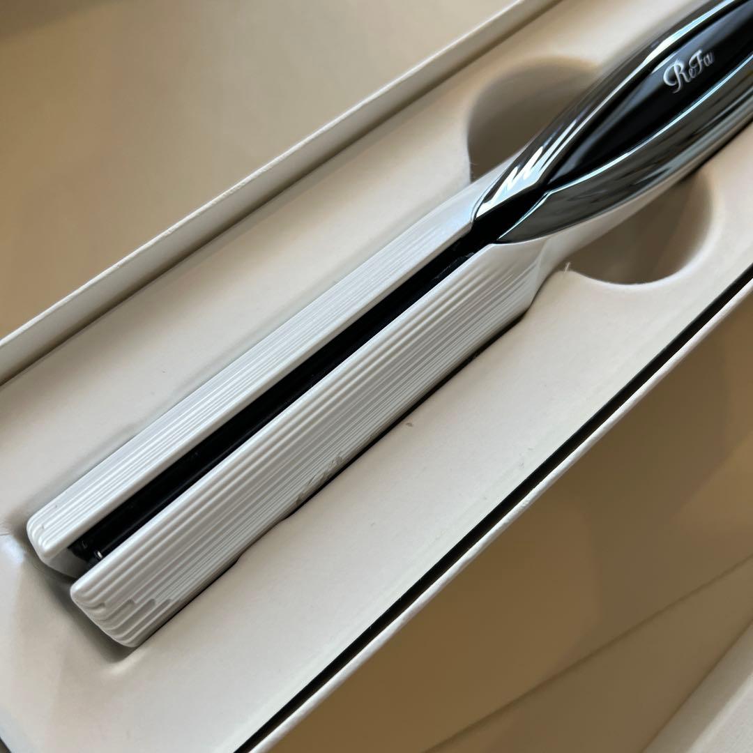 ReFa⌇ リファビューテック⌇ ストレートアイロン