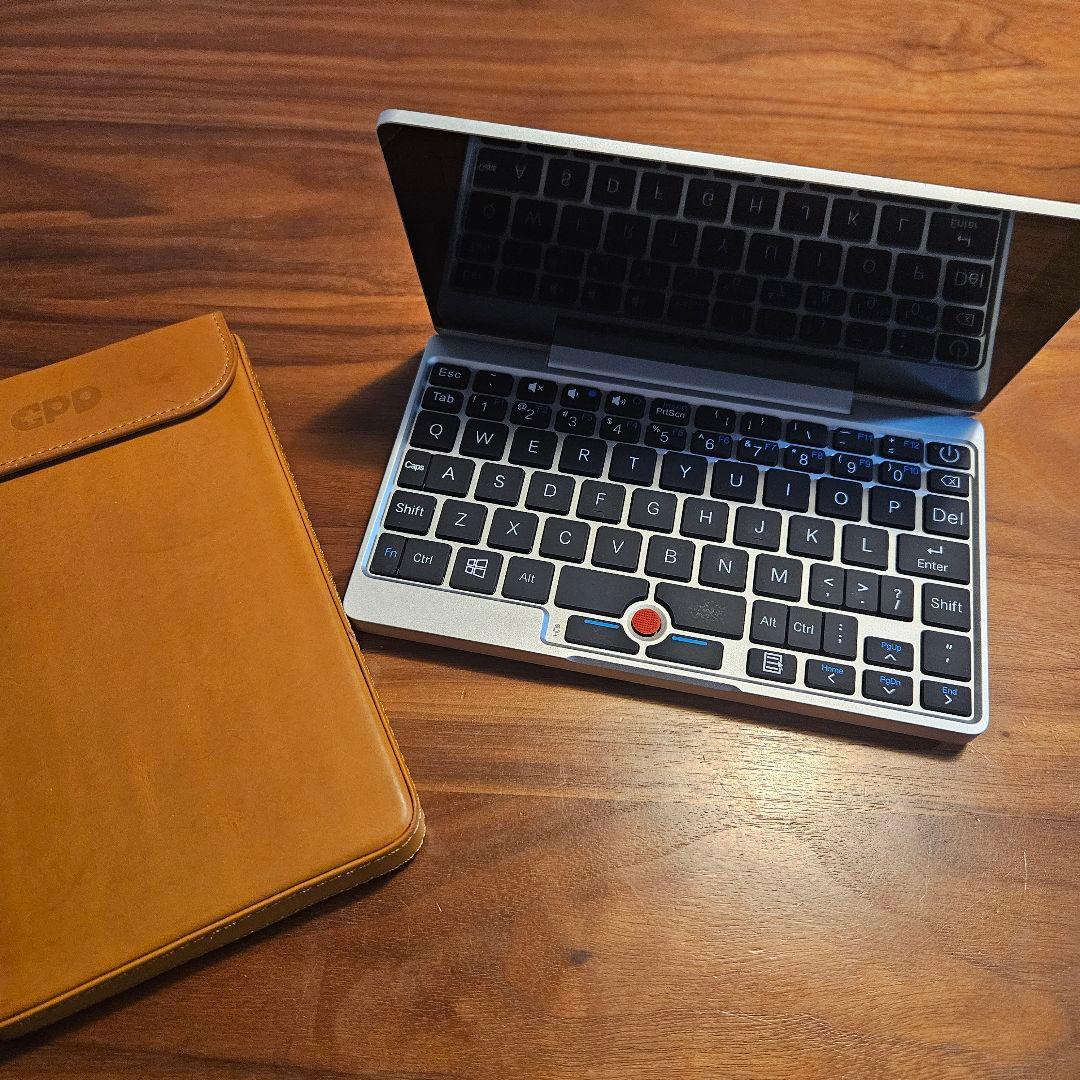 初代 GPD pocket本体＋ケース