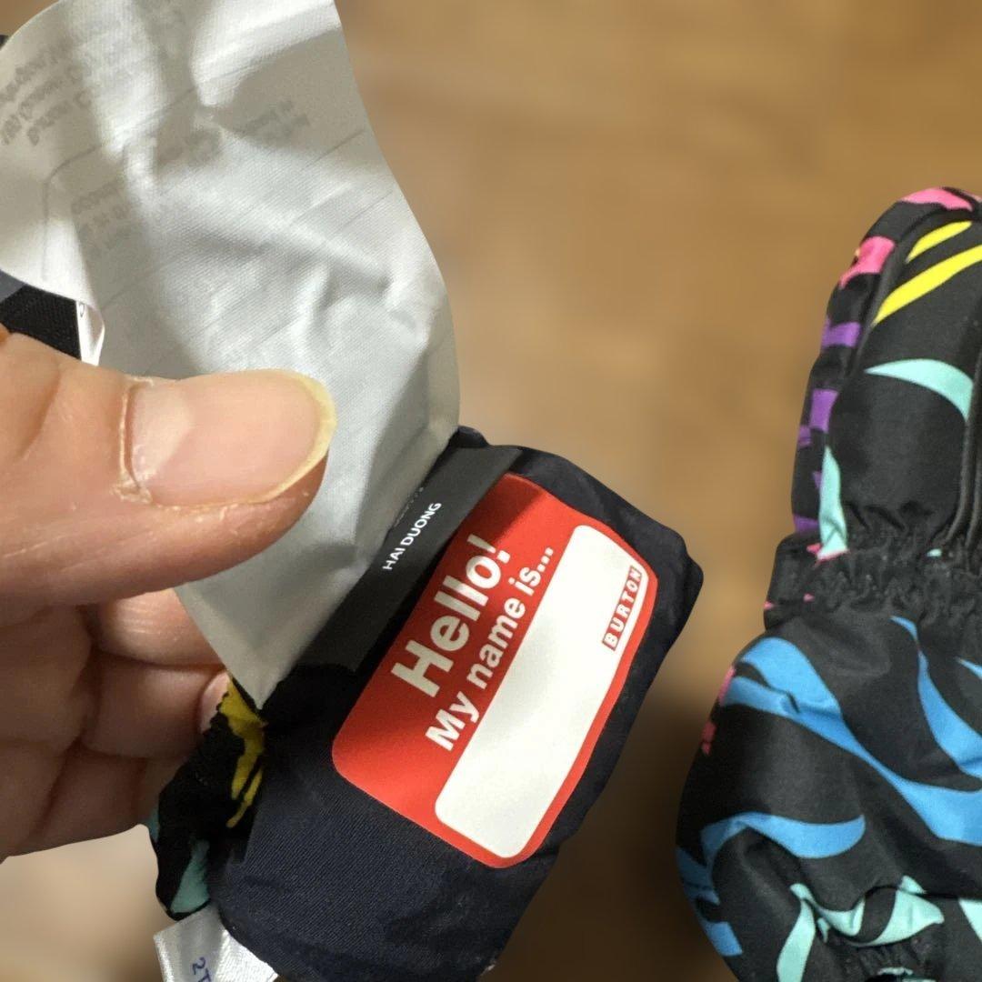 Burton ウェアー18M85cmサイズ ミトングローブ付き　値下げしました