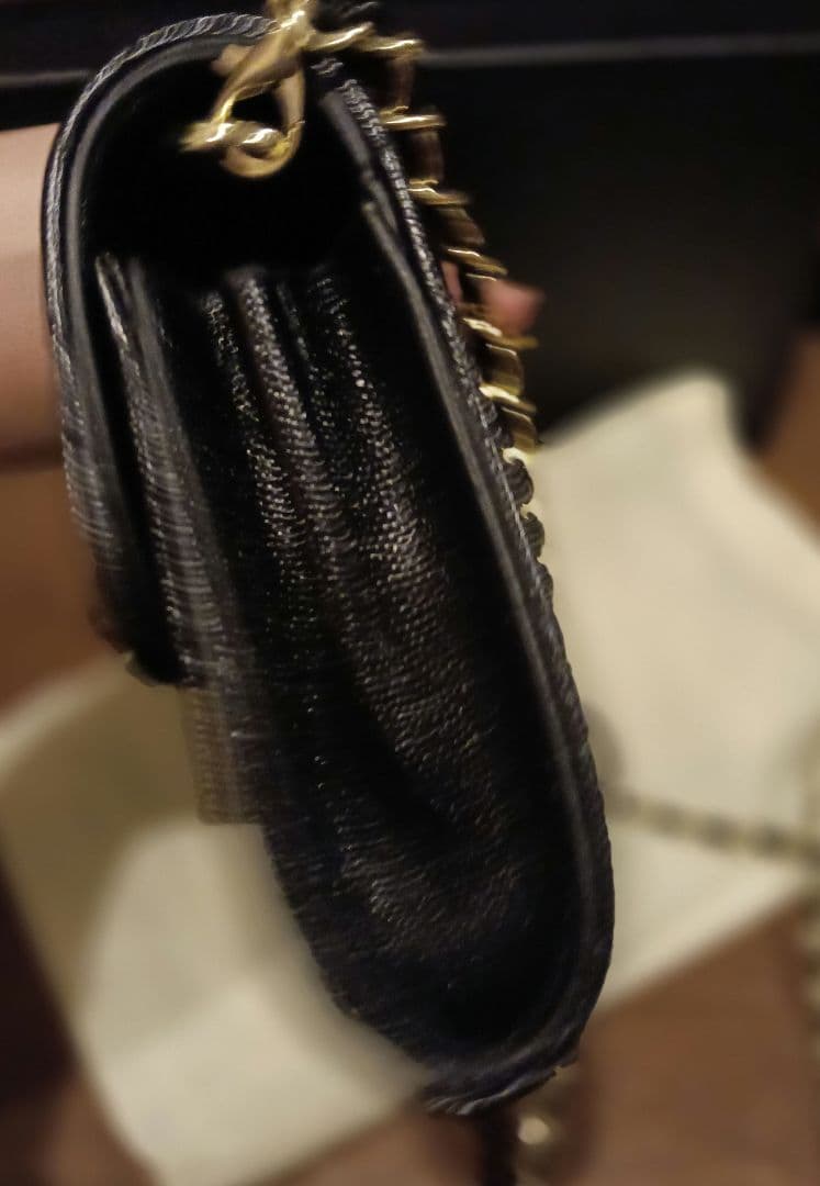 CHANEL ブラック キルティング 　 チェーンウォレット