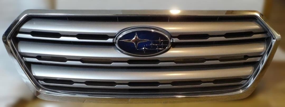 スバル アウトバック　グリル　２０１６年式　BS9