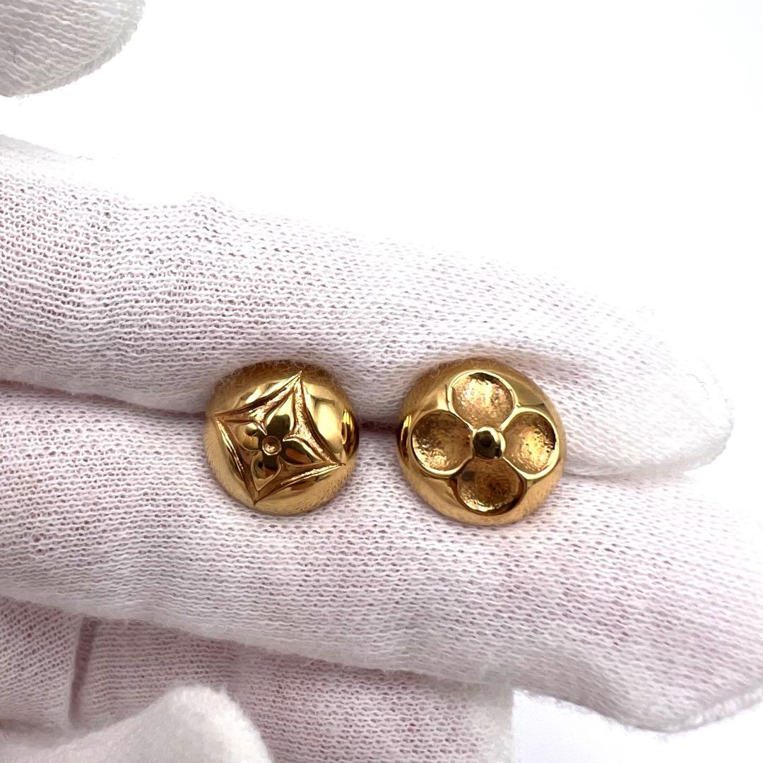 LOUIS VUITTON ルイヴィトン　カフス　ゴールド　ロゴ入り