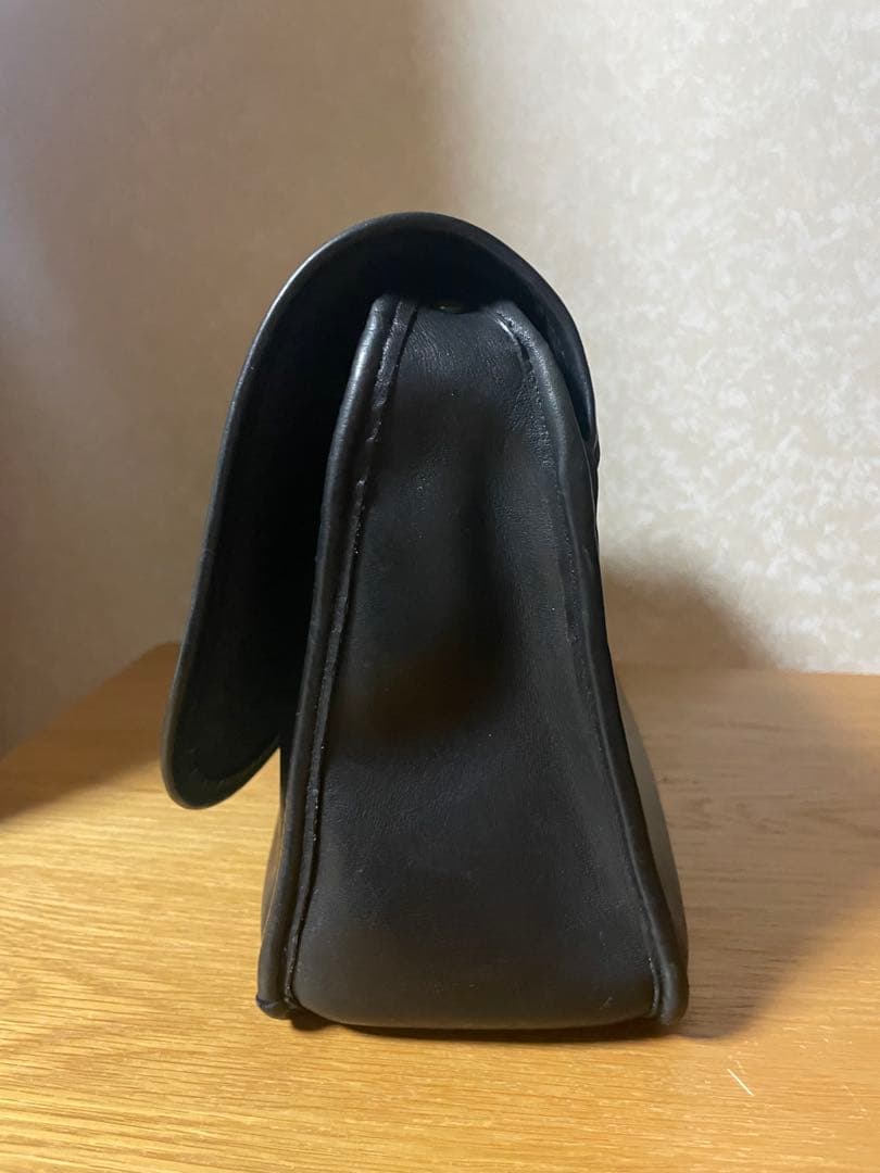 オールドコーチ　ショルダーバッグ（ポストマン型）　ユニセックス