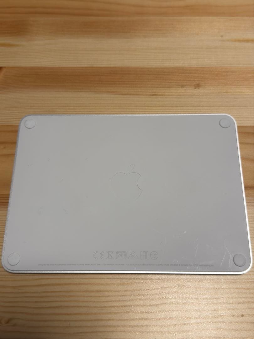 L*Y様 【美品】Apple Magic Trackpad 2 ホワイト ワイヤ