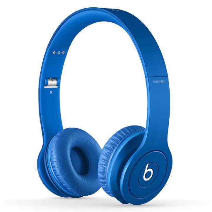 ヘッドホン Beats Solo