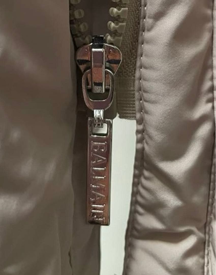 本体価格の半額以下!!!未使用タグ付き★BALMAIN PARIS★ Lサイズ