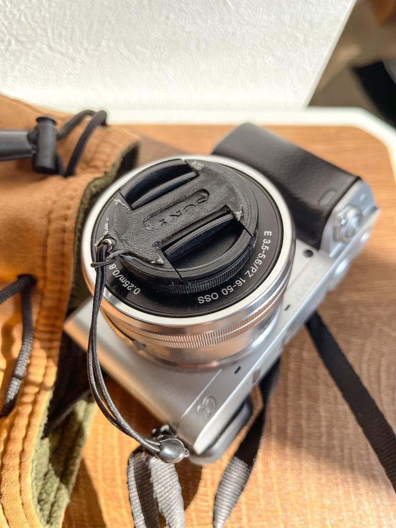 【超お得セット】SONY α6400 ilce-本体+標準レンズ+防水バッグ色々