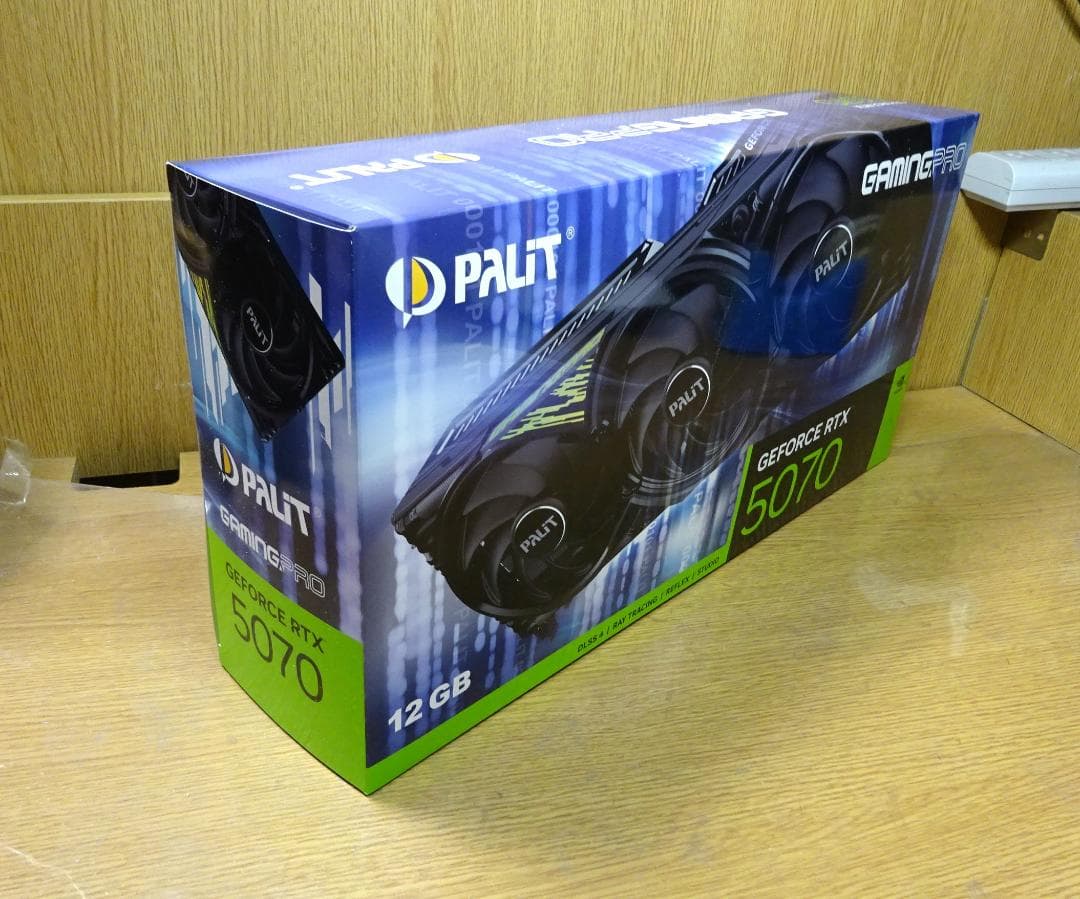 新品未開封　RTX 5070 PALIT GamingPro　即納　AI　ゲーム