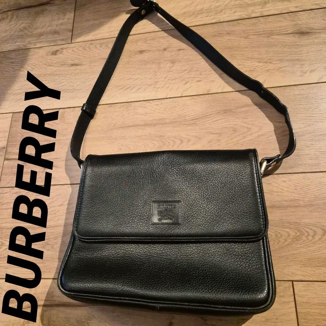 Burberry 黒 レザー ショルダーバッグ