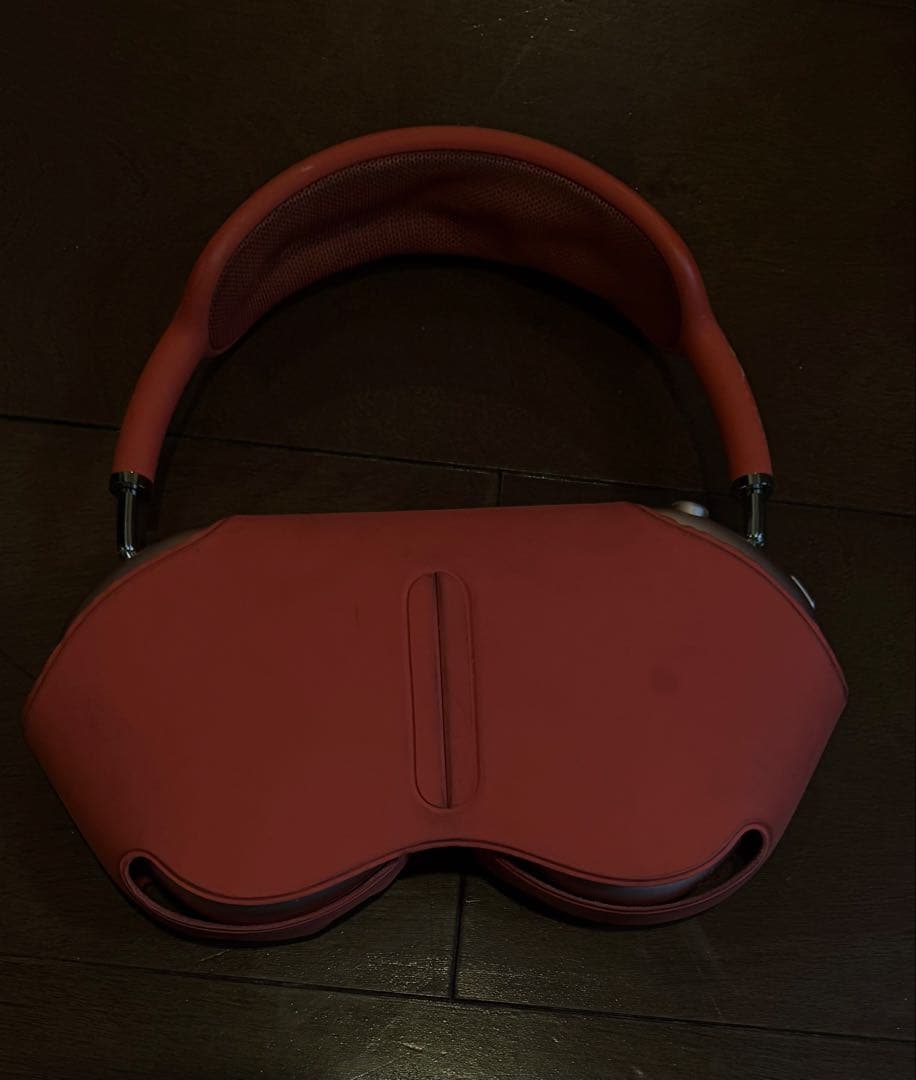 ヘッドホン airpods max red