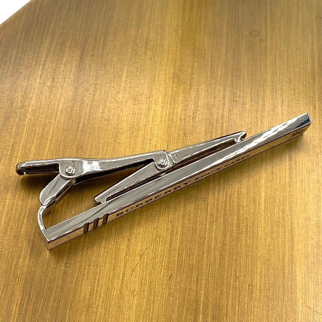 極美品　BURBERRY BLACK LABEL ネクタイピン　シルバー　箱付き