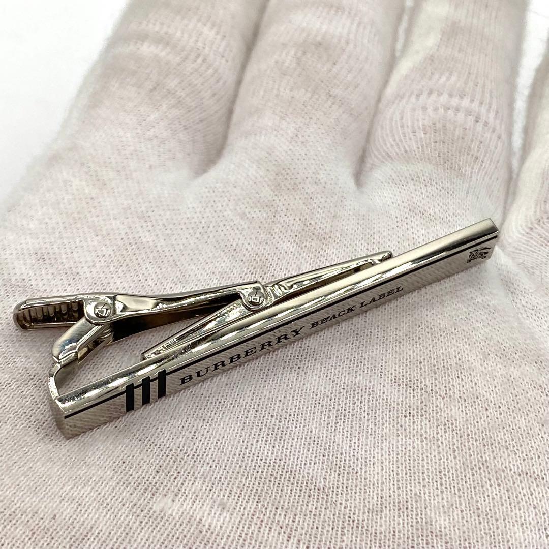 極美品　BURBERRY BLACK LABEL ネクタイピン　シルバー　箱付き