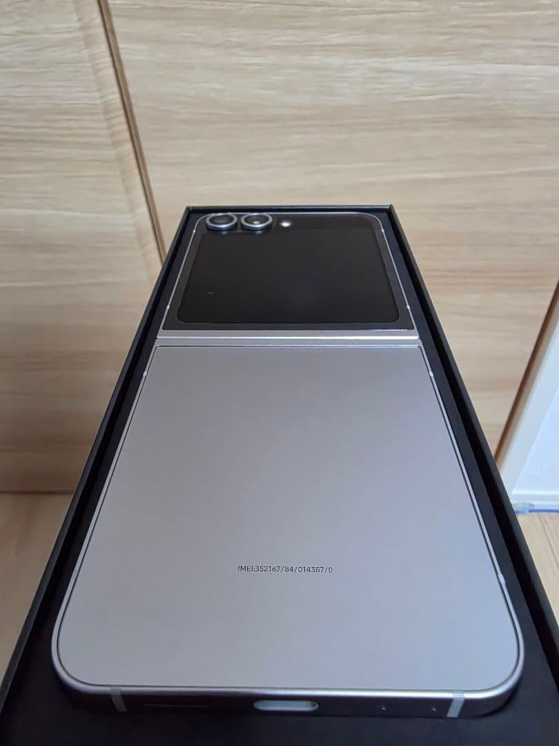 h*k様 Galaxy Z Flip 6 国内版 SIMフリー 256GB シル