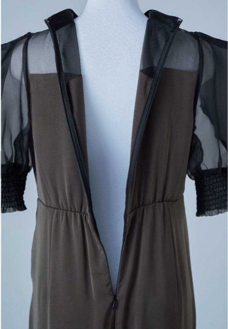 niana 二アナイレギュラーカッターコンビネゾンMサイズ