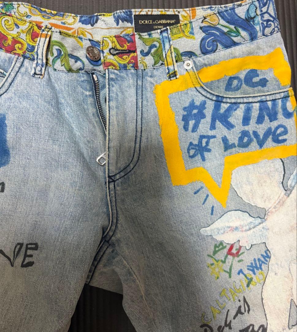 Dolce & Gabbana グラフィティ ショートパンツ