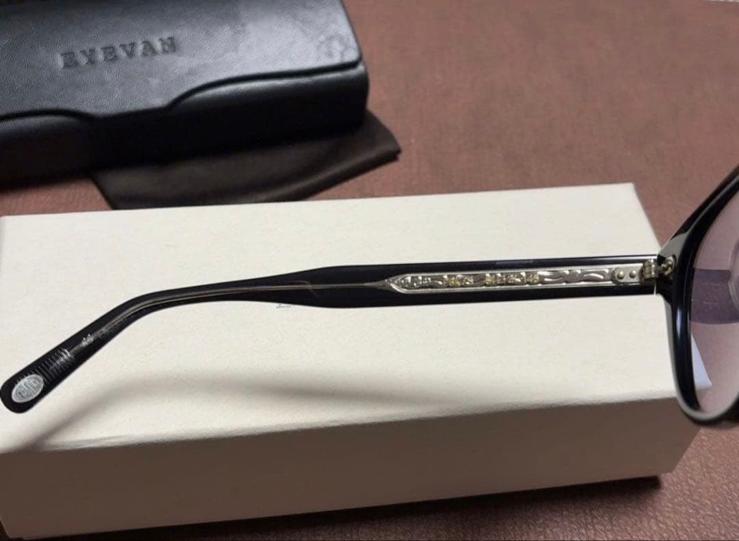 EYEVAN アイヴァン・カラーレンズ ライトブルー【美品】