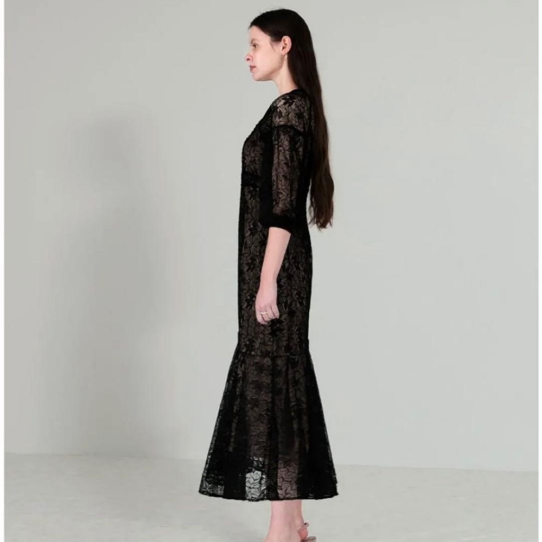【極美品】Leja レジャ 刺繍花柄総レースマーメイドタイトワンピース ブラック