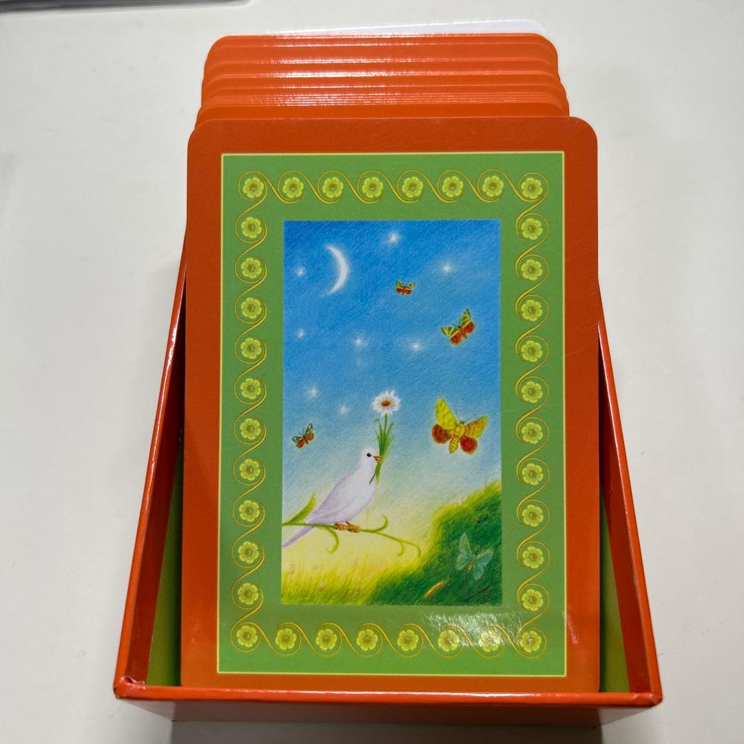 絶版　The Answer Is Simple Oracle Cards