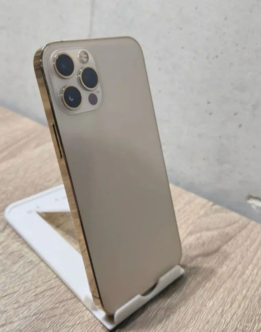 iPhone 12 Pro 256GB　SIMロック解除済み　スマホ