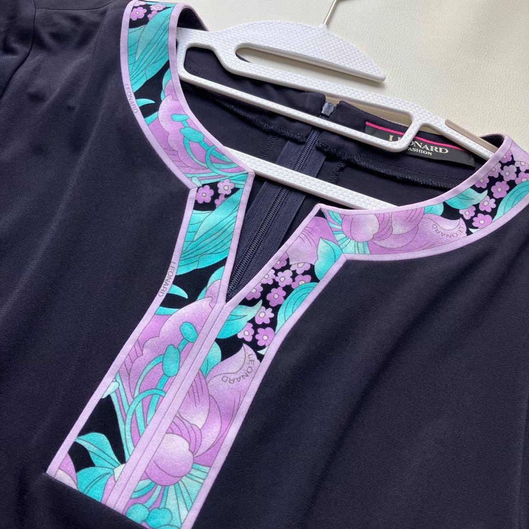 近年美品　レオナール 大きいサイズ44 チュニック　カンカン　花柄