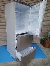 兵庫県三田市 直接引取限定 冷凍冷蔵庫 SJ-W352D-N 350L