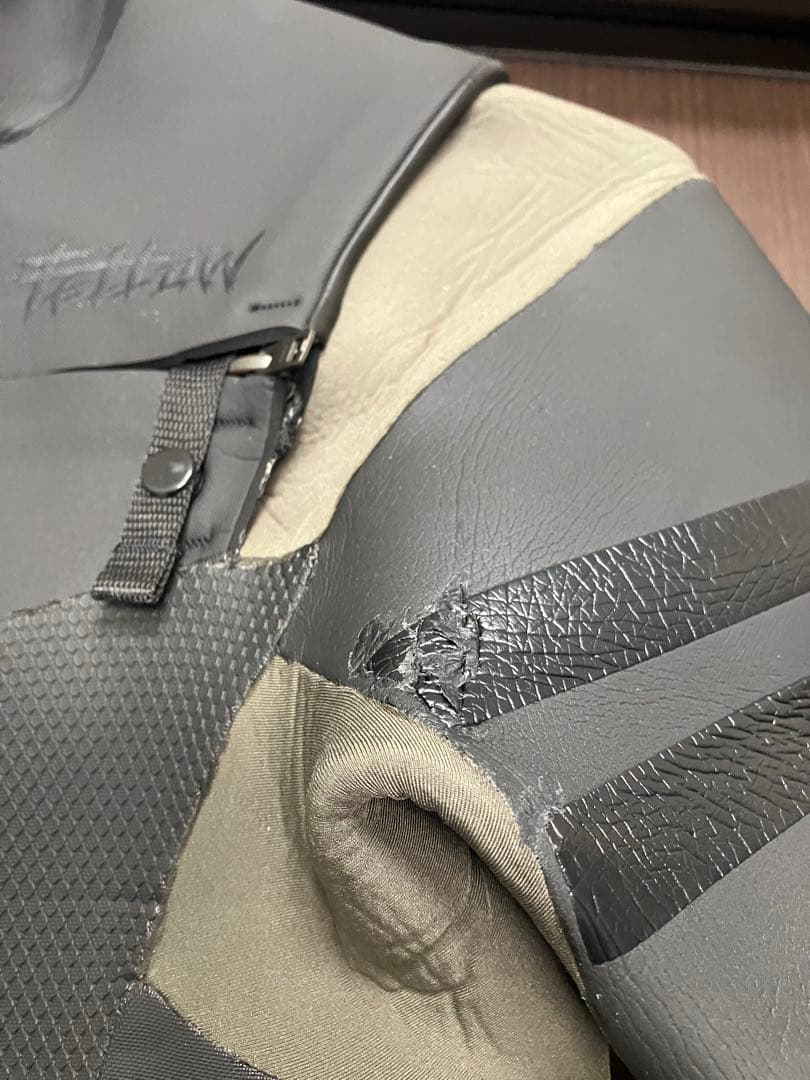 FELLOW セミドライスーツ 5×3