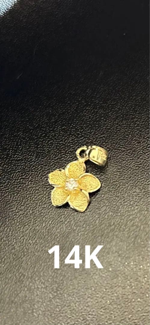 14k トップ　チャーム　1.2g